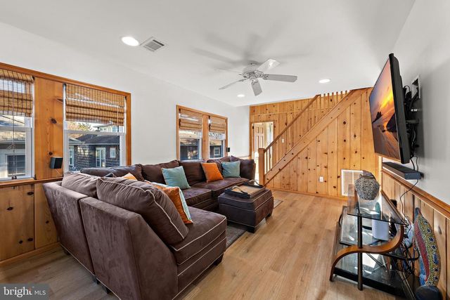 106 FIFTH, Beach Haven, NJ 08008