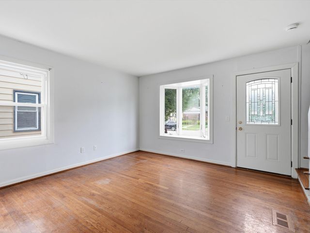 23800 Couzens Avenue, Hazel Park, MI 48030