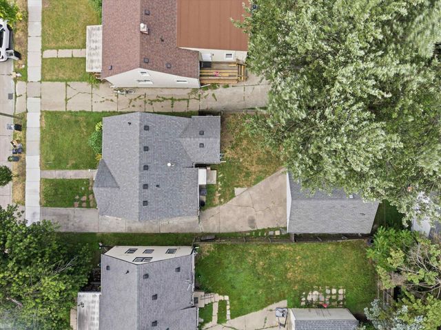 23800 Couzens Avenue, Hazel Park, MI 48030