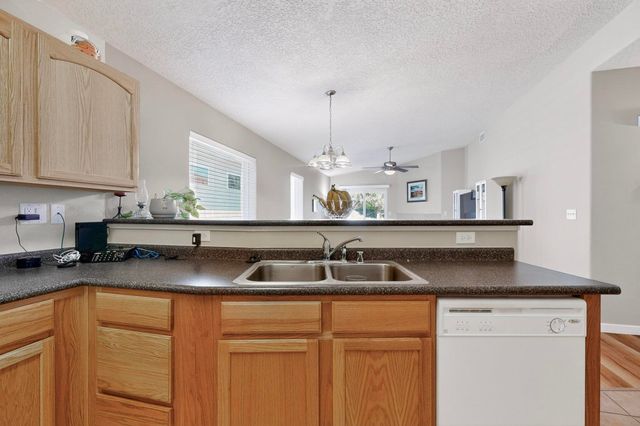 2119 N Ensenada Circle SE, Rio Rancho, NM 87124