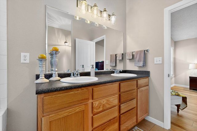 2119 N Ensenada Circle SE, Rio Rancho, NM 87124