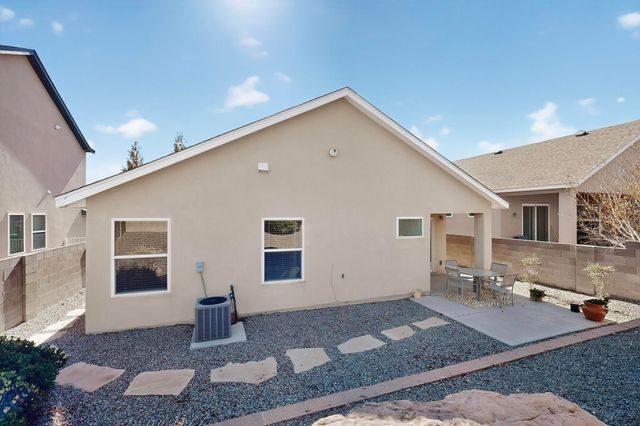 2119 N Ensenada Circle SE, Rio Rancho, NM 87124