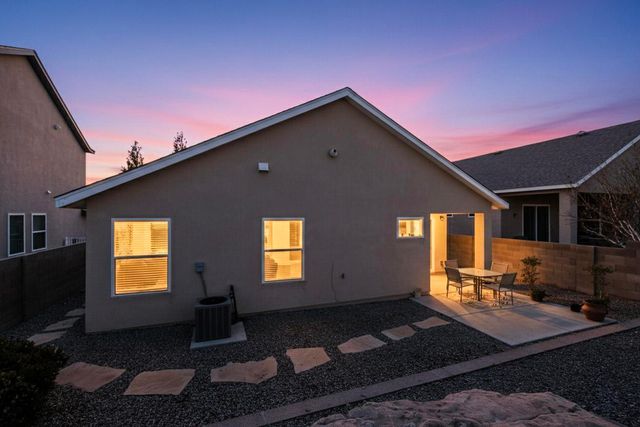 2119 N Ensenada Circle SE, Rio Rancho, NM 87124