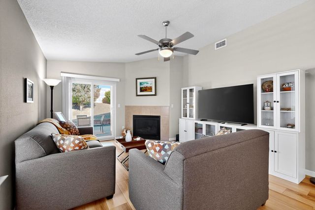 2119 N Ensenada Circle SE, Rio Rancho, NM 87124