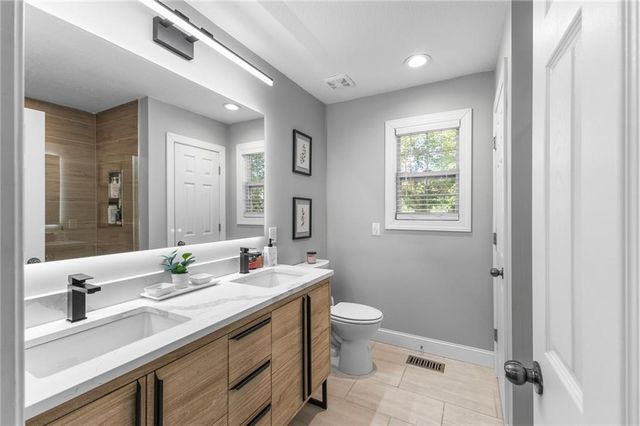 84 Pin Oak Lane, Ellijay, GA 30540