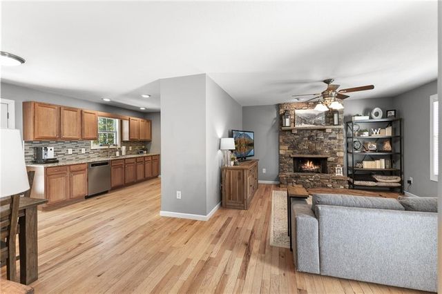 84 Pin Oak Lane, Ellijay, GA 30540