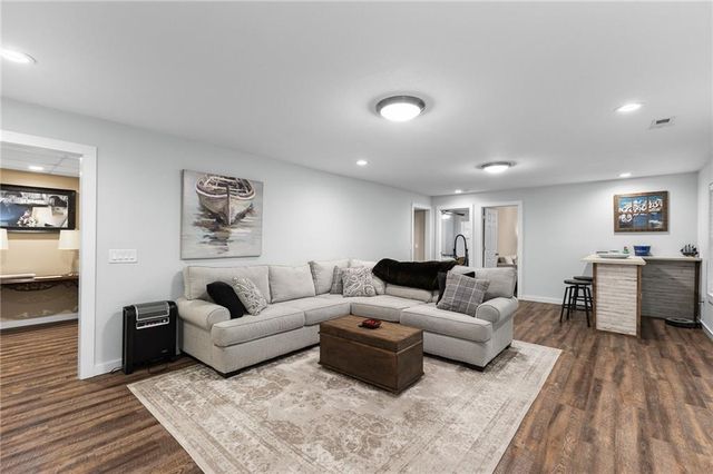 84 Pin Oak Lane, Ellijay, GA 30540