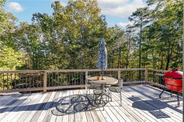 84 Pin Oak Lane, Ellijay, GA 30540