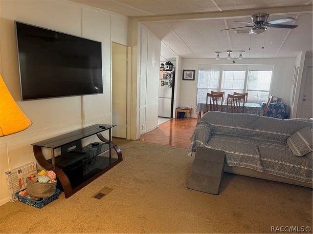 9685 N Westridge Terrace, Crystal River, FL 34428