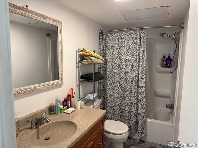 9685 N Westridge Terrace, Crystal River, FL 34428
