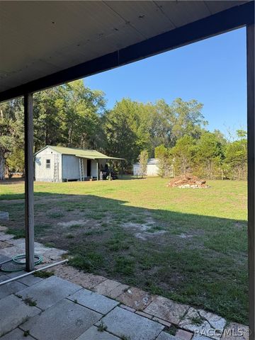 9685 N Westridge Terrace, Crystal River, FL 34428