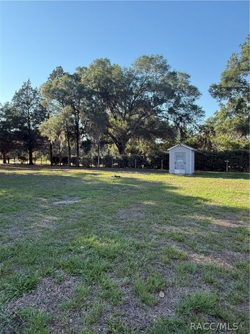 9685 N Westridge Terrace, Crystal River, FL 34428