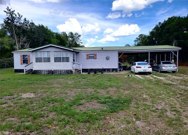 9685 N Westridge Terrace, Crystal River, FL 34428