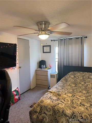 9685 N Westridge Terrace, Crystal River, FL 34428