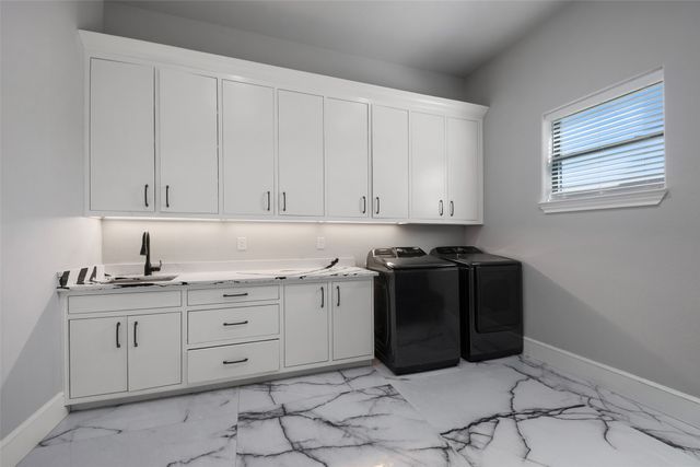 7281 Waters Edge Drive, The Colony, TX 75056