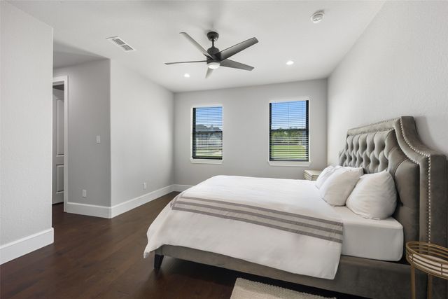 7281 Waters Edge Drive, The Colony, TX 75056