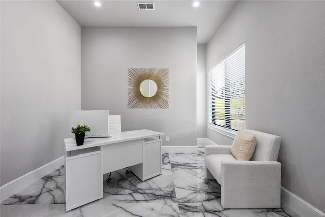 7281 Waters Edge Drive, The Colony, TX 75056