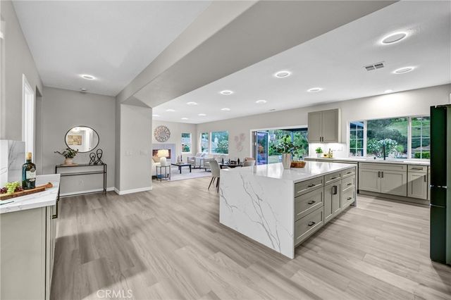 1355 Duckwalk Road, San Marcos, CA 92069