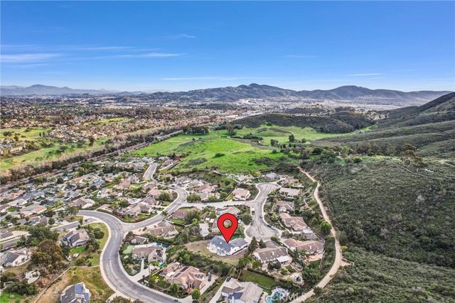 1355 Duckwalk Road, San Marcos, CA 92069