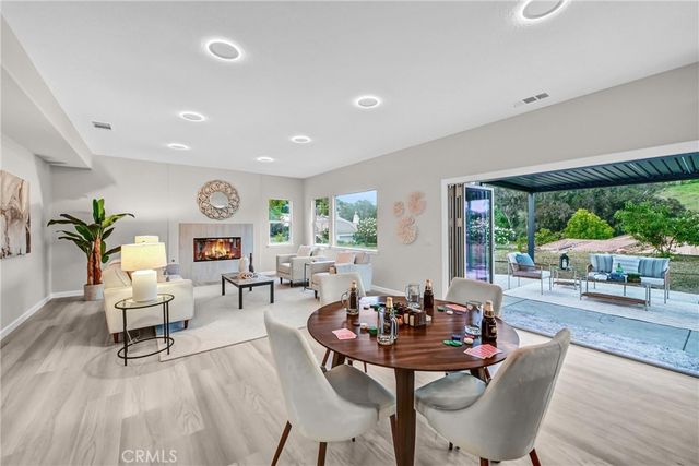 1355 Duckwalk Road, San Marcos, CA 92069