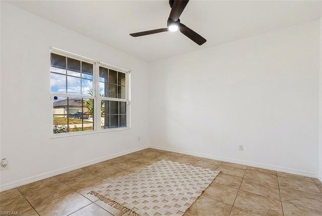 1717 3rd PL, Cape Coral, FL 33991