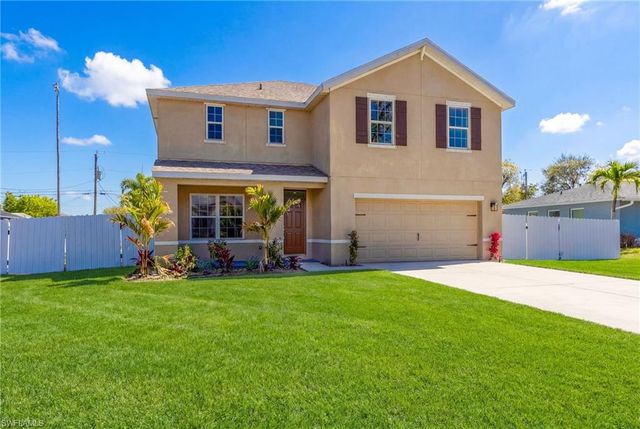 1717 3rd PL, Cape Coral, FL 33991