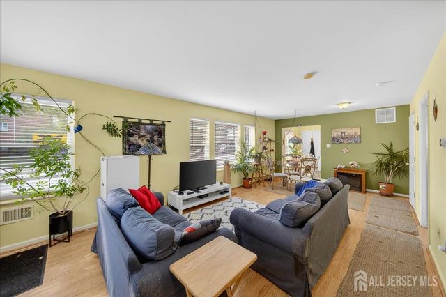 112 Commerce Street, Perth Amboy, NJ 08861