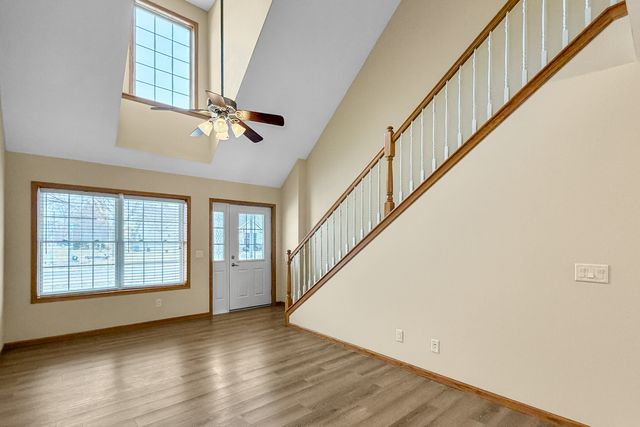 305 WALKER Way, Blue Grass, IA 52726