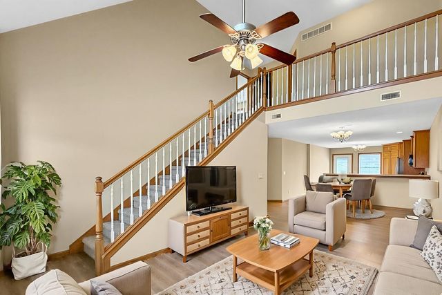 305 WALKER Way, Blue Grass, IA 52726