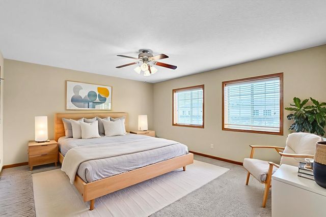 305 WALKER Way, Blue Grass, IA 52726