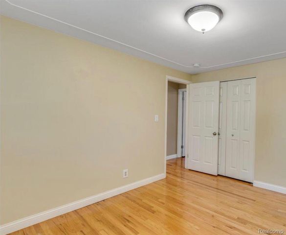 31346 Shaw Drive, Warren, MI 48093