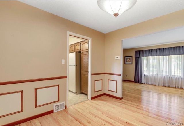 31346 Shaw Drive, Warren, MI 48093