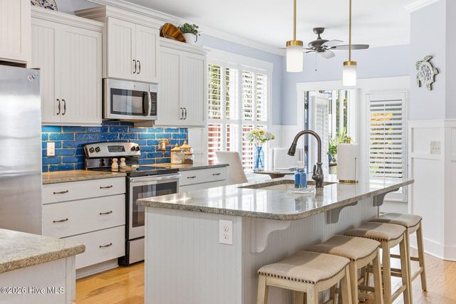 6429 Timber Hitch Drive SW, Ocean Isle Beach, NC 28469