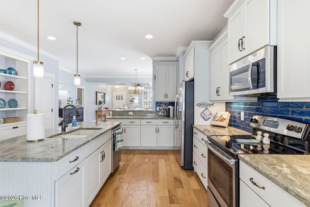 6429 Timber Hitch Drive SW, Ocean Isle Beach, NC 28469