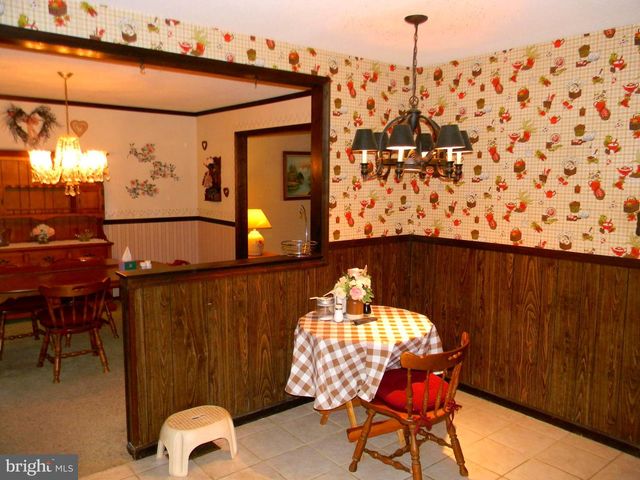 2212 OAKWOOD LN, Atco, NJ 08004