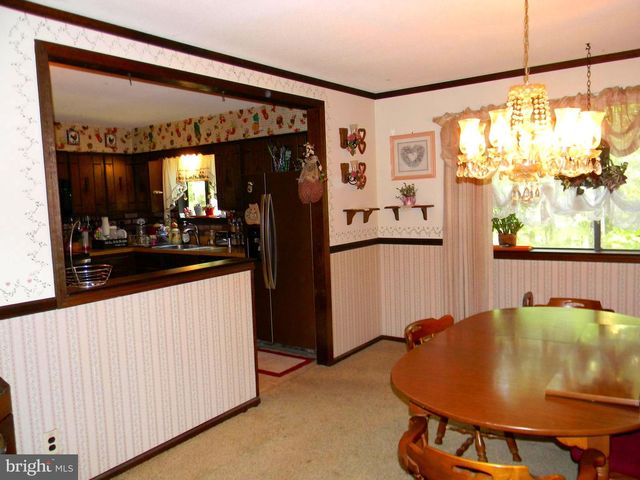 2212 OAKWOOD LN, Atco, NJ 08004
