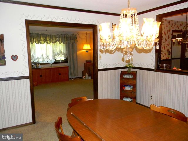 2212 OAKWOOD LN, Atco, NJ 08004