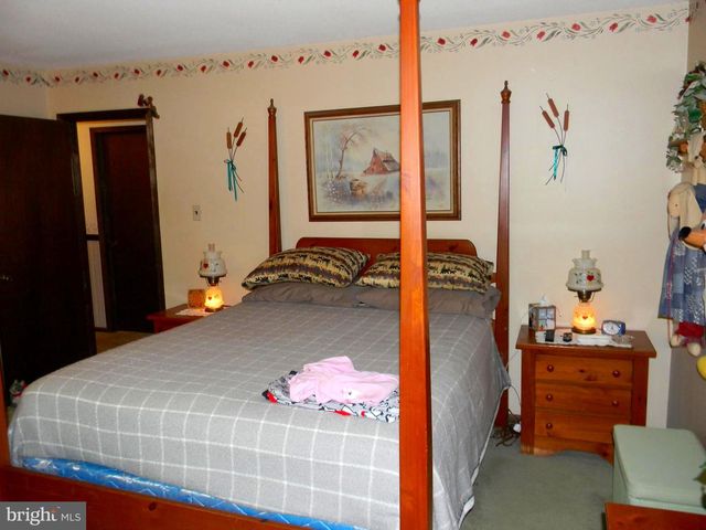 2212 OAKWOOD LN, Atco, NJ 08004
