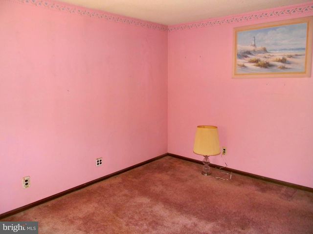 2212 OAKWOOD LN, Atco, NJ 08004