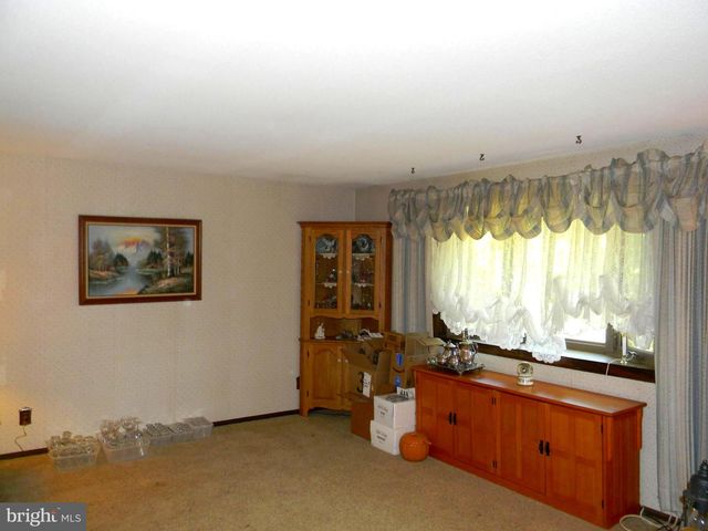2212 OAKWOOD LN, Atco, NJ 08004