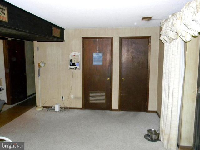 2212 OAKWOOD LN, Atco, NJ 08004