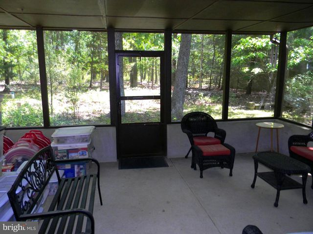 2212 OAKWOOD LN, Atco, NJ 08004