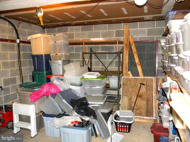 2212 OAKWOOD LN, Atco, NJ 08004