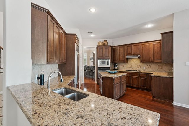 1400 Grand Falls DR, Cedar Park, TX 78613