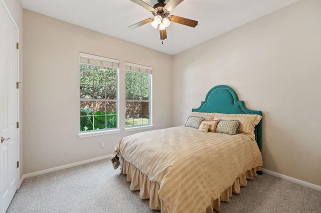 1400 Grand Falls DR, Cedar Park, TX 78613