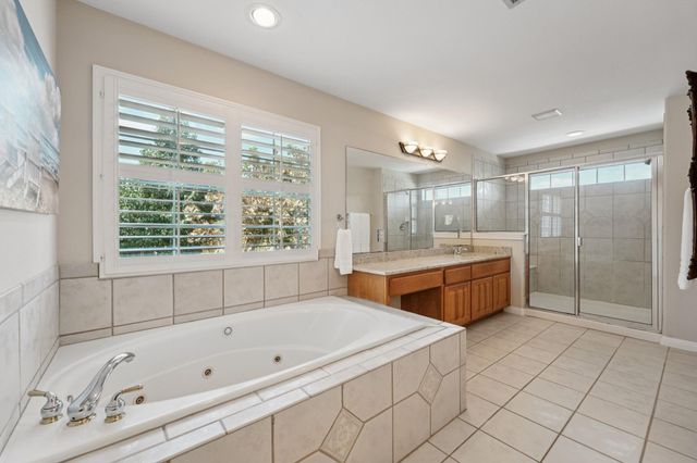 1400 Grand Falls DR, Cedar Park, TX 78613