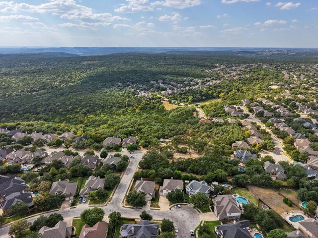 1400 Grand Falls DR, Cedar Park, TX 78613