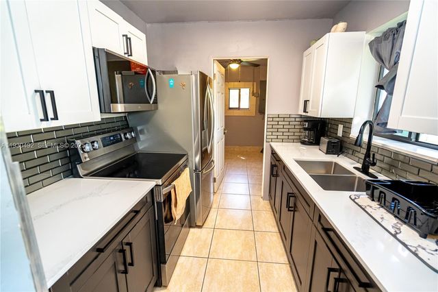 17715 NW 55th Ave, Miami Gardens, FL 33055