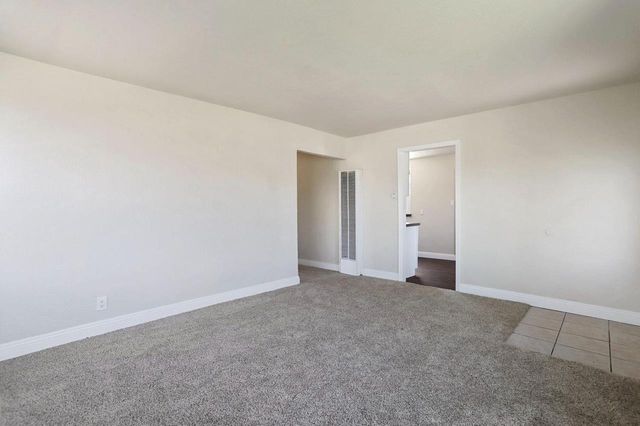 542 Kolher St, Stockton, CA 95206
