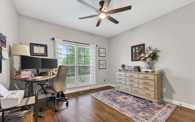 1820 River Rd, Clarksville, TN 37040